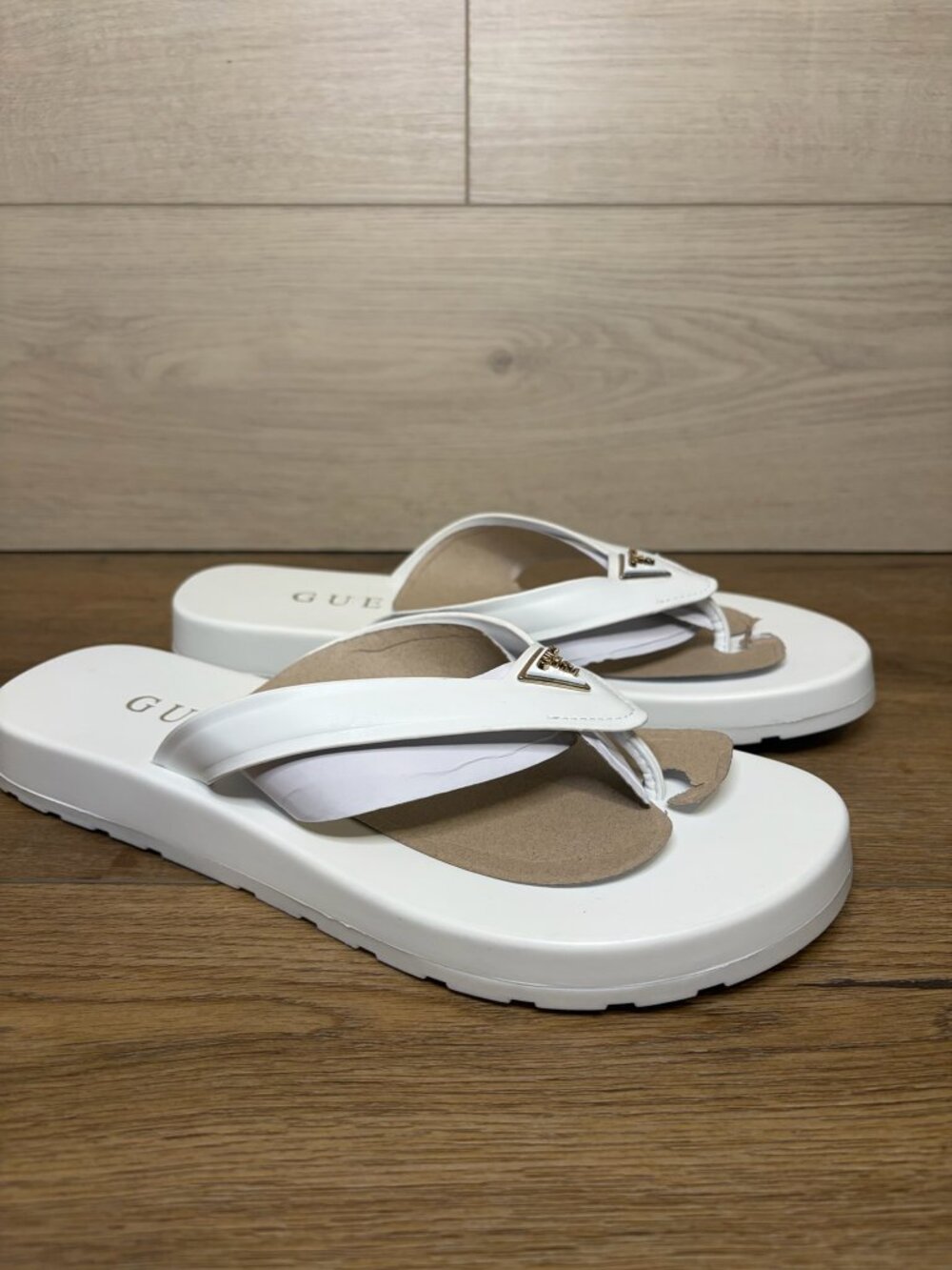 Guess Candry Women's Slip On Slippers Color White 10M